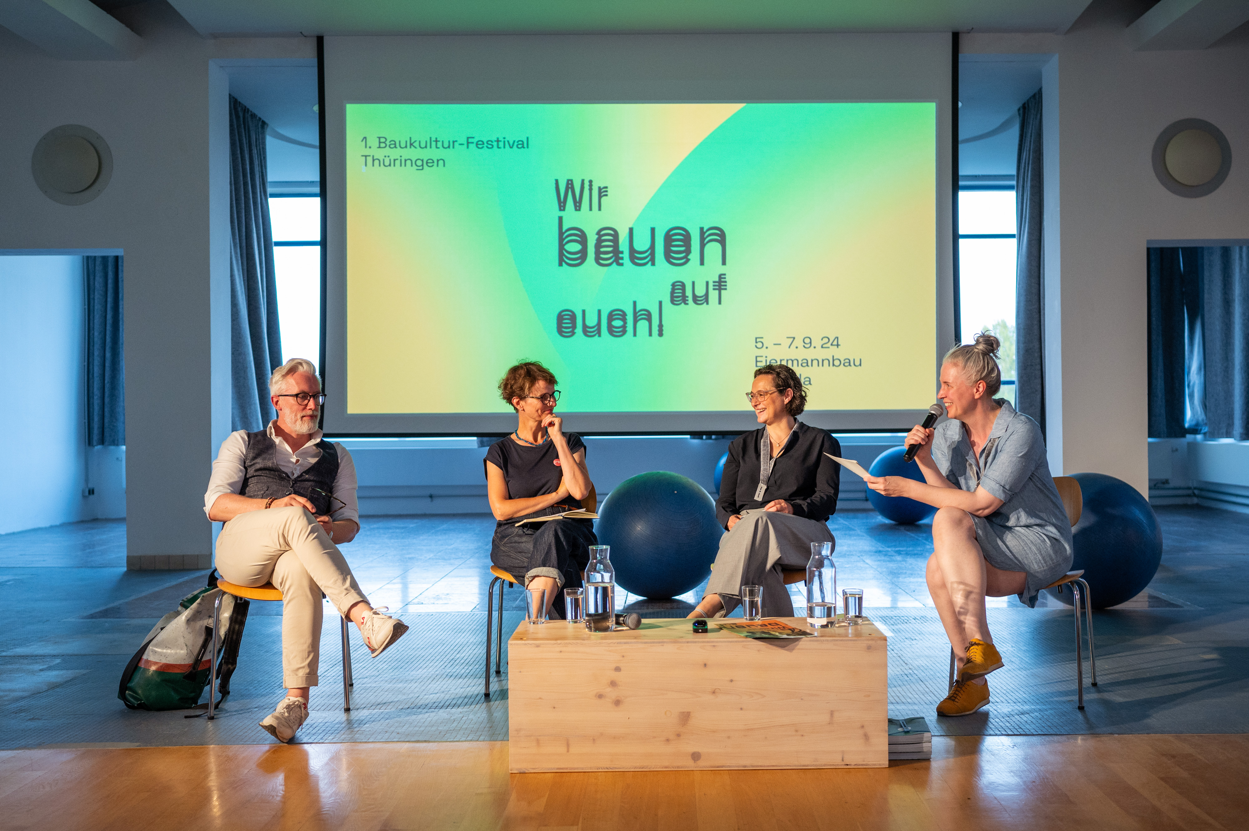 Bildbeschreibungstext